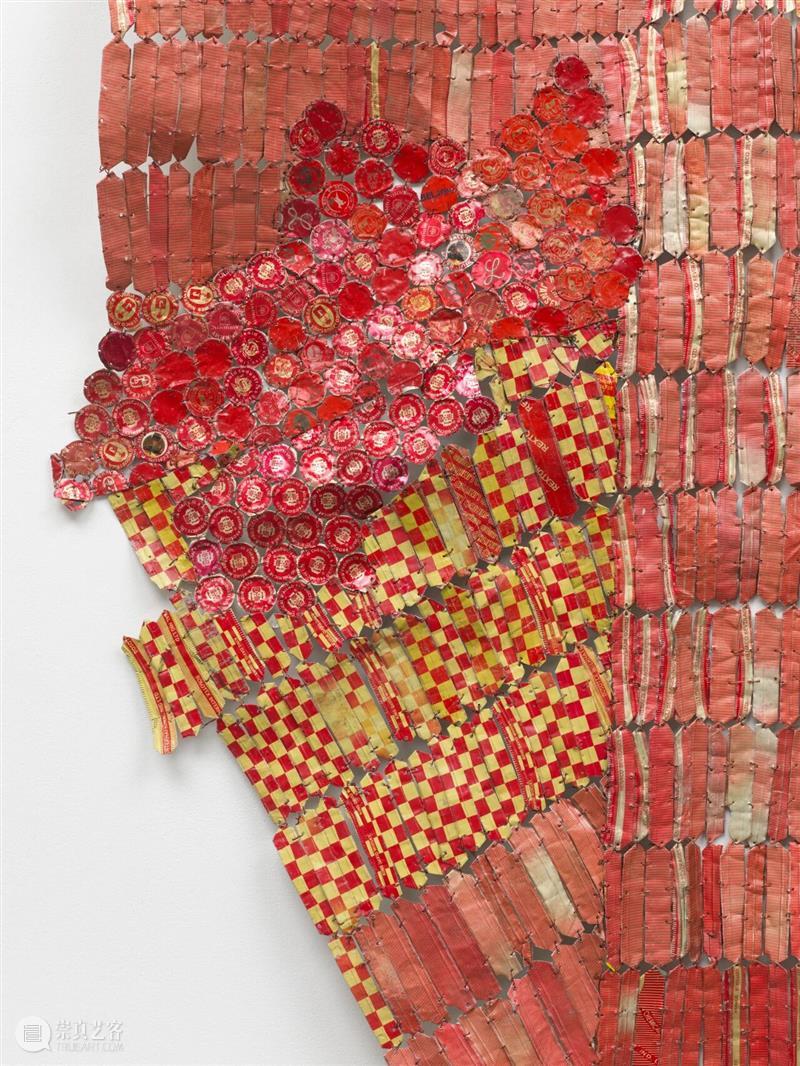 白立方香港及首尔｜艾尔·阿纳祖（El Anatsui）：瓶盖之历史隐喻 崇真艺客