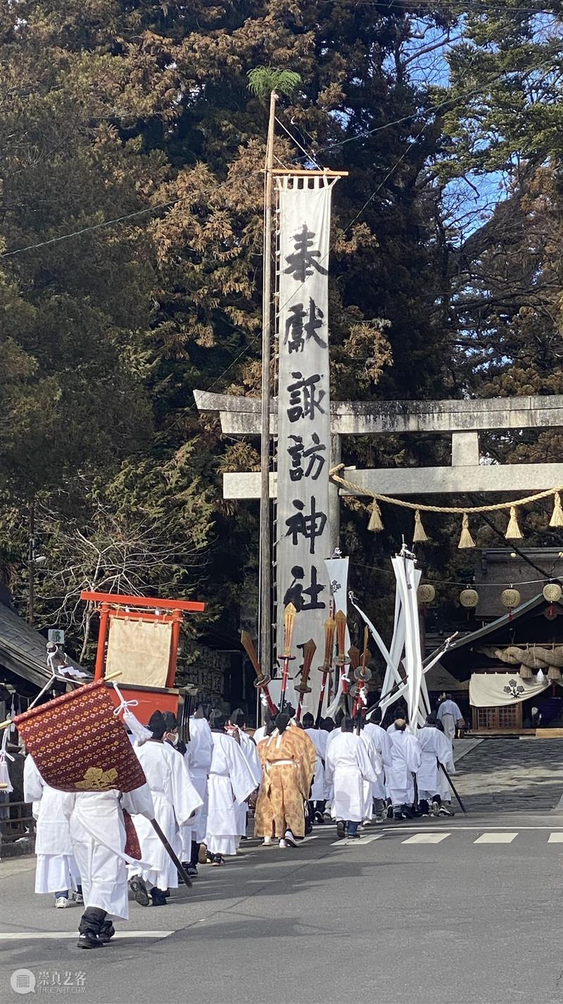 王澈：仿佛若有光 崇真艺客