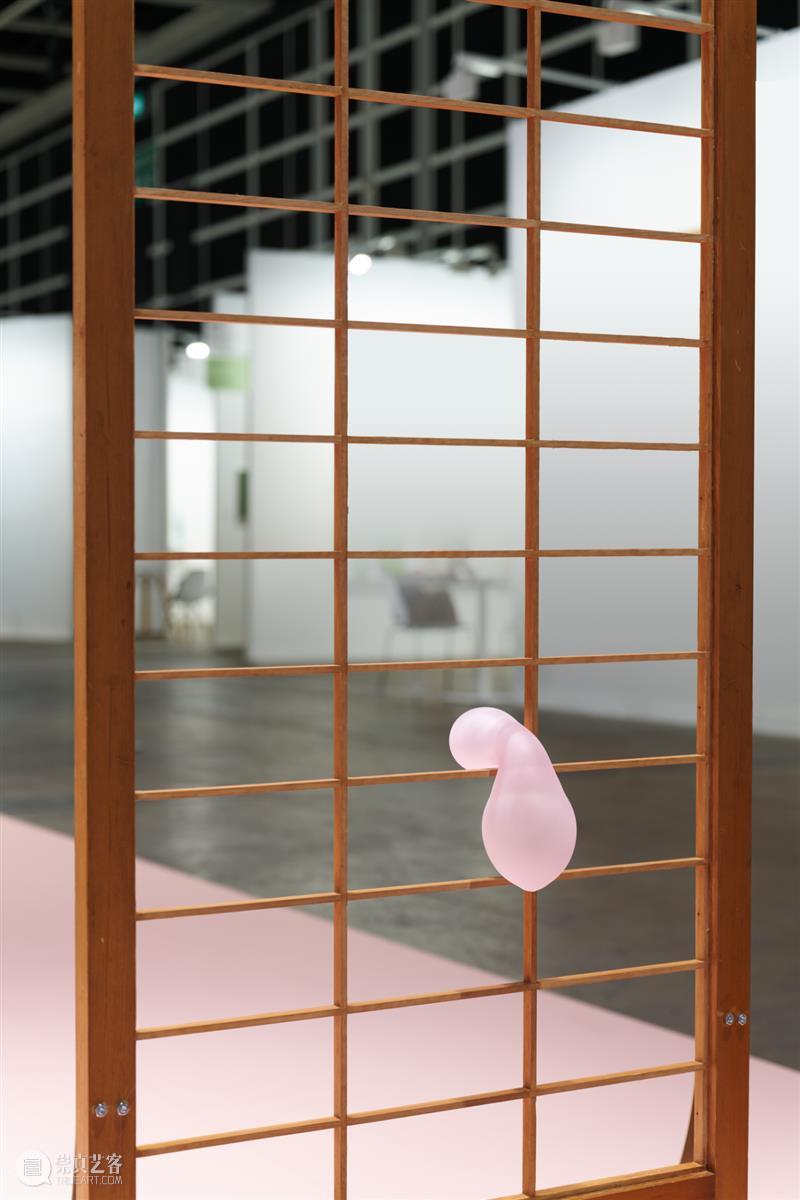 黄丽音《嫁接》于巴塞尔艺术展香港展会“艺聚空间”单元呈现 崇真艺客