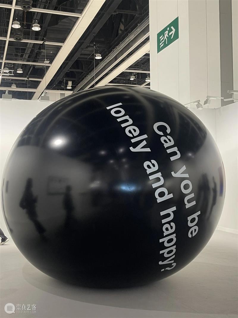 ASE带你看｜在人潮与理性之间：HK Basel 2026 侧写 崇真艺客