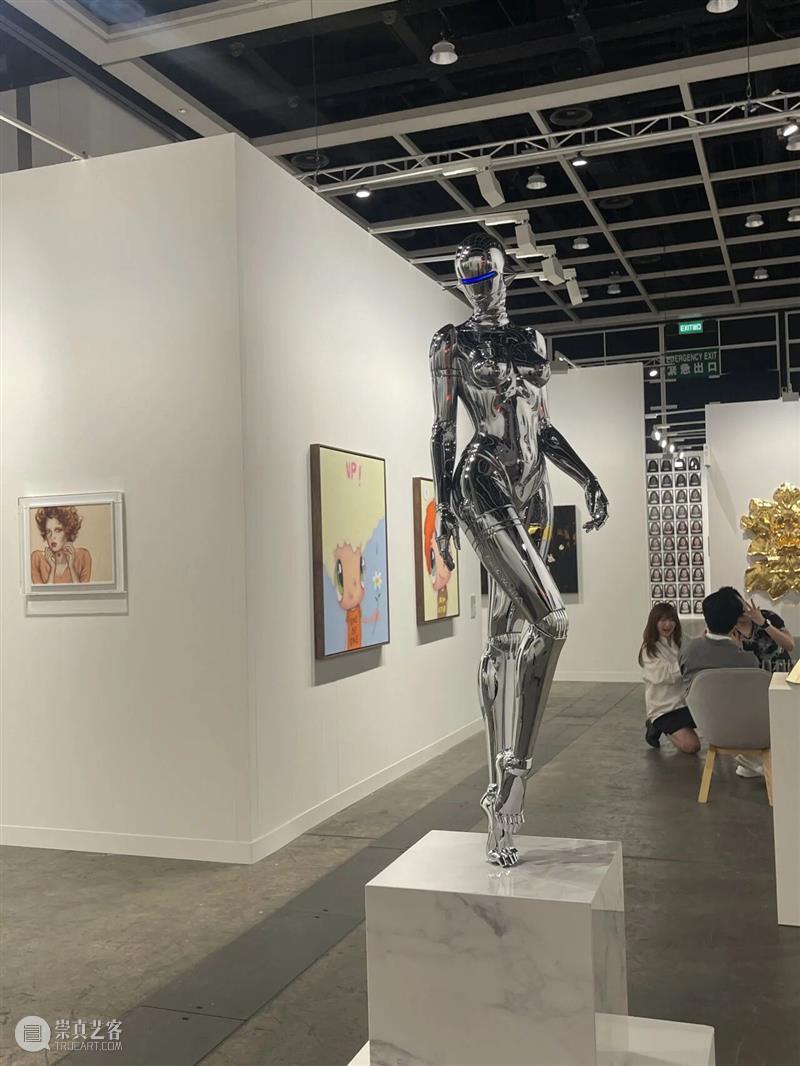 ASE带你看｜在人潮与理性之间：HK Basel 2026 侧写 崇真艺客