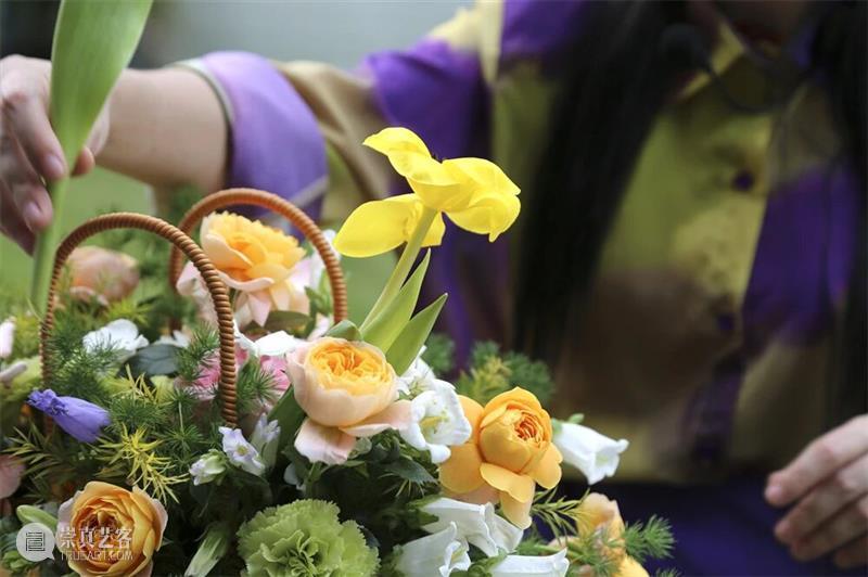 春日雅集绽芳华 花艺踏青暖人心——广东美术馆工会开展三八妇女节主题活动 崇真艺客