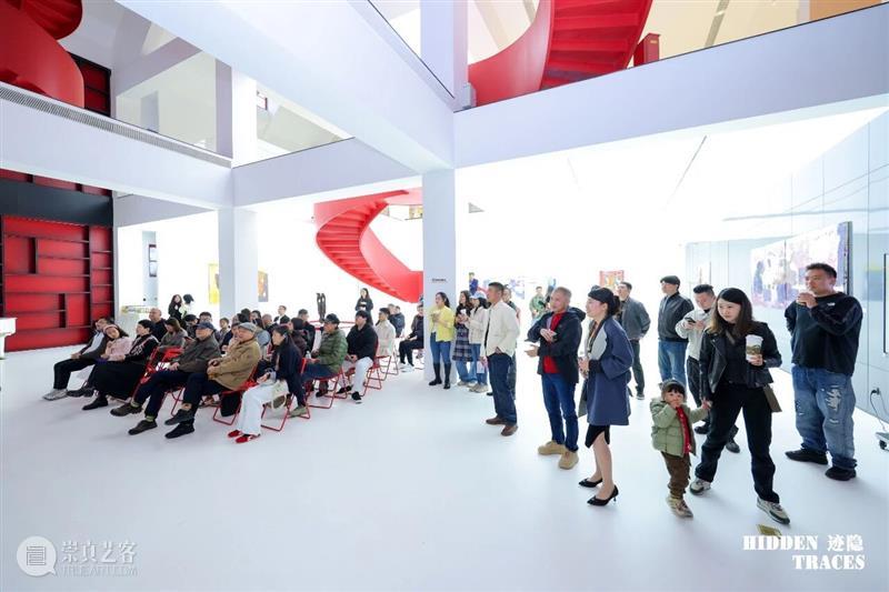 YOUNG现场｜王嘉闻个展“迹隐”于上海开幕 崇真艺客