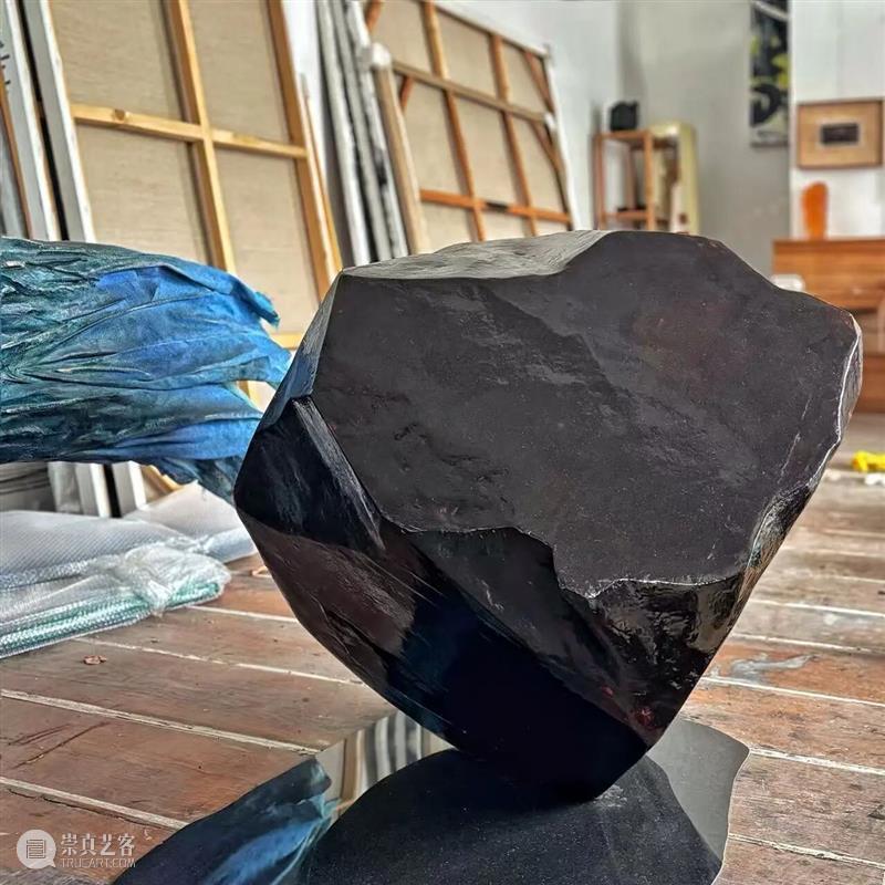 艺术当面|我们把艺术家工作室搬进了展厅,等你来推门 崇真艺客