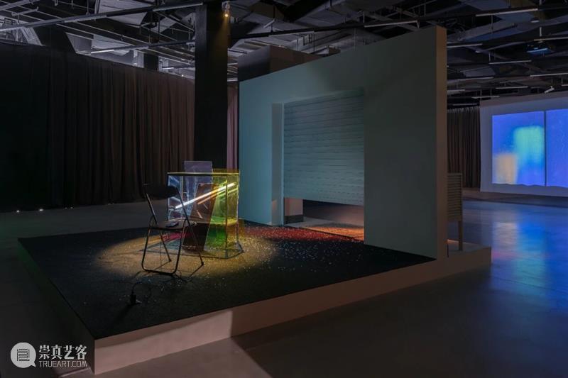 失眠、网瘾……南京一场新展，把现代人的孤独感讲透了 崇真艺客