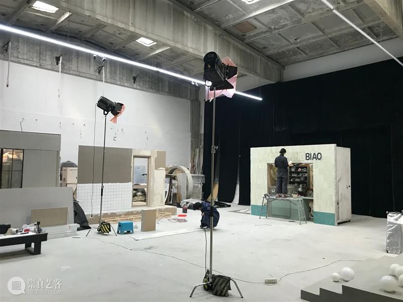 失眠、网瘾……南京一场新展，把现代人的孤独感讲透了 崇真艺客