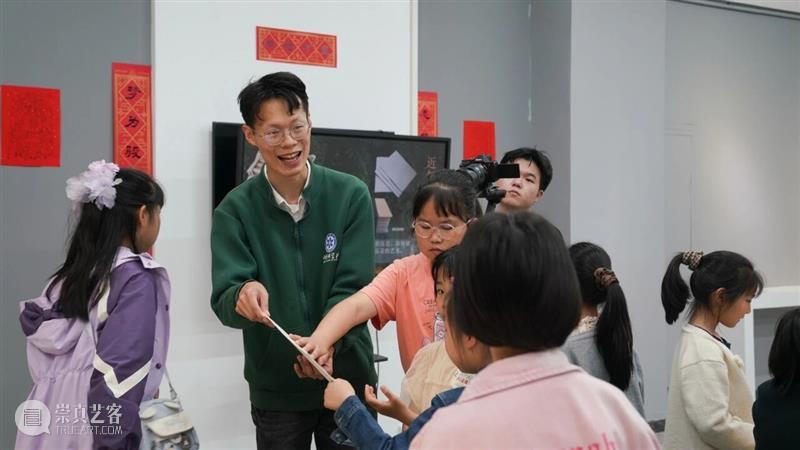 活动回顾 | 玩美主义·儿童工坊:自然拾花·押花初体验 崇真艺客