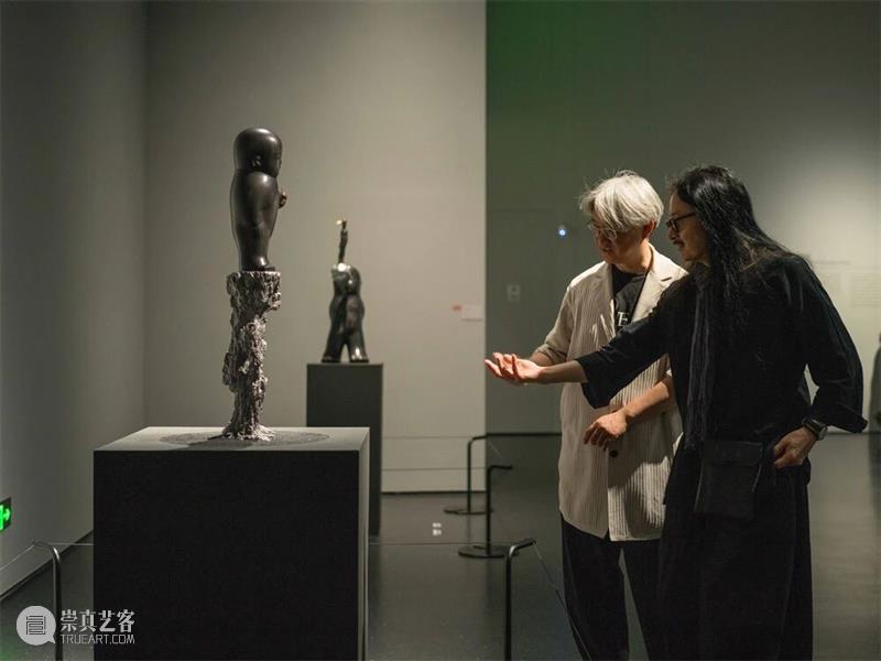 专论｜吴洪亮：神游·尘寰 ——写在李真广东美术馆个展之前   崇真艺客