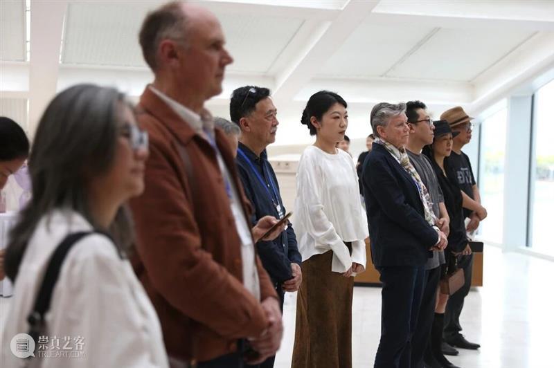 中欧抽象笔触的跨文化对话开启 崇真艺客