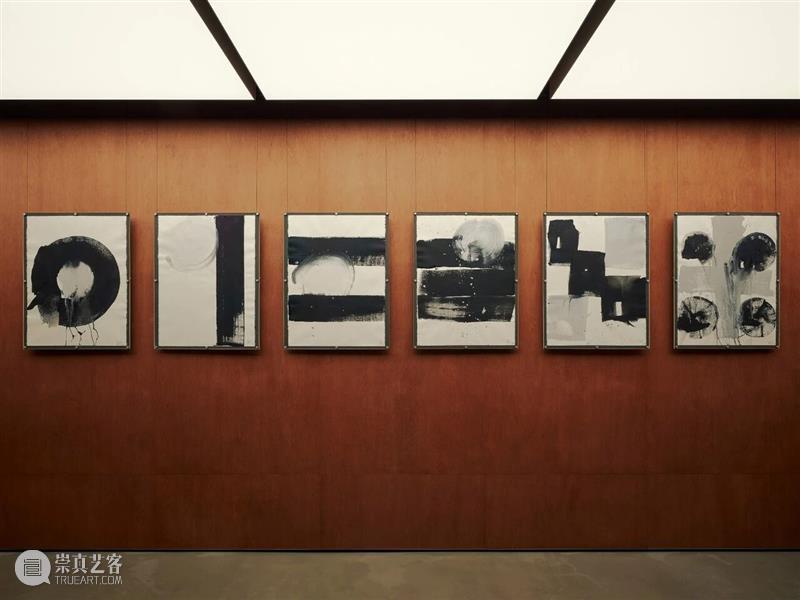 黄锐个展“非常名”正在圣罗兰北京右岸展出 崇真艺客