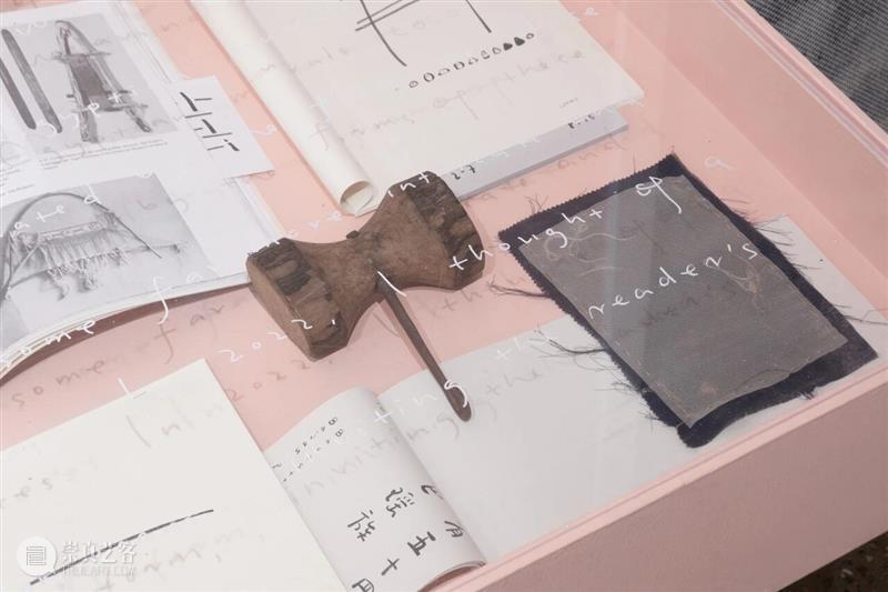 现场｜常羽辰：一本辞典、一台织布机、一篇宣言、…｜纽约Printed Matter 崇真艺客