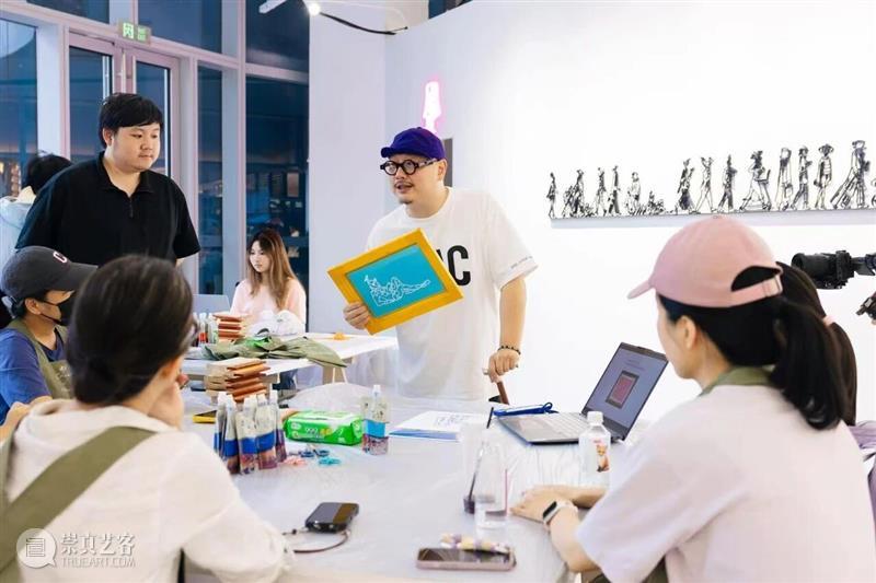 让「光」照进日常｜「遇见光语者」公共艺术展启幕上海晶耀虹桥 热点聚焦  艺术家刘毅 「光语者」系列公共艺术展 上海晶耀虹桥 崇真艺客