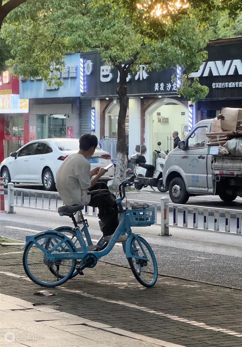 柳浪闻莺艺术驻留（OSWAR）｜徐立霜：“人才市场”驻留工作回顾 崇真艺客
