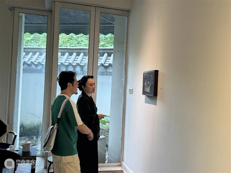 走進「空間」如翻開書頁，它向你講述着；你也通過視覺感受著?；這里有奇想、有超經驗、有你能想到及無法想到的那些邊界～ 崇真艺客