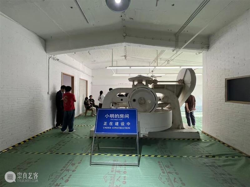 开幕现场|卢明个人项目《小明的房间》/ 798·蔡锦空间 崇真艺客
