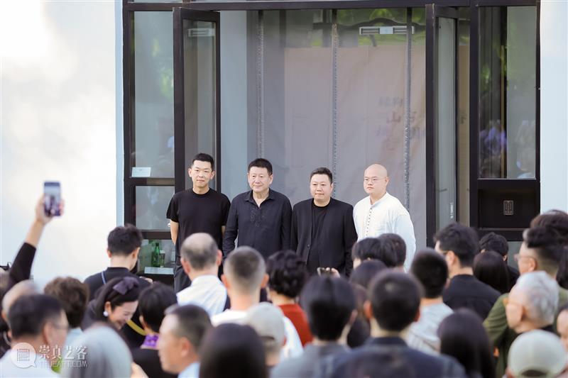 周春芽大型个展“山石、园林、桃花、绿狗”于松美术馆隆重开幕! 崇真艺客