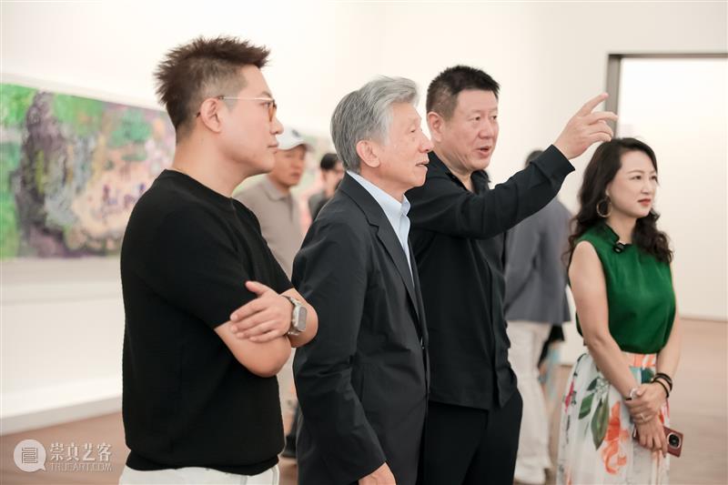 周春芽大型个展“山石、园林、桃花、绿狗”于松美术馆隆重开幕! 崇真艺客