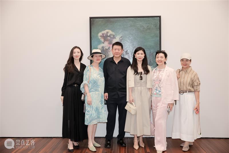 周春芽大型个展“山石、园林、桃花、绿狗”于松美术馆隆重开幕! 崇真艺客