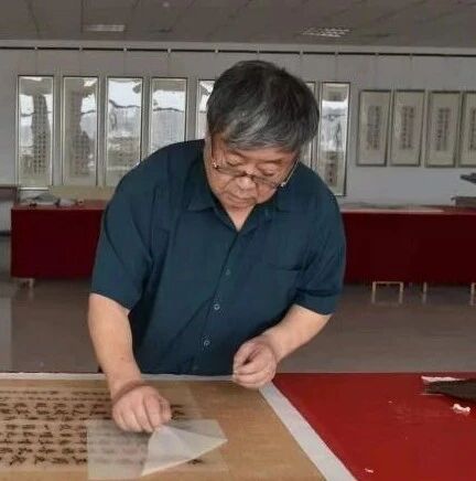 【艺博·对话】预告 | 为什么要花时间手绣一幅画? 崇真艺客