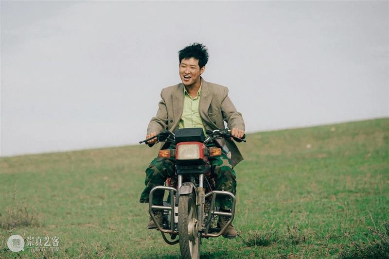 闫佩伦：我为啥非要把自己的饭碗摔碎？ 崇真艺客