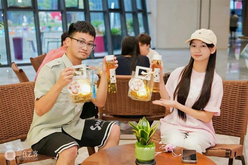 有“圆”千灯来相会,悦见月色趣盐美! 崇真艺客
